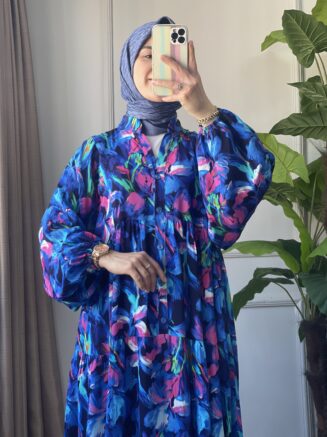 Açelya Mavi Çiçek Desenli Hakim Yaka Elbise