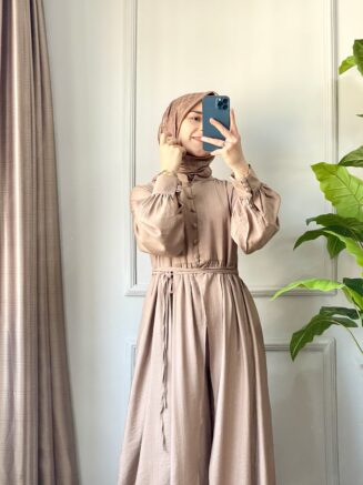 Efuli Takım – Kahverengi Hakim Yaka İkili Tesettür Takım