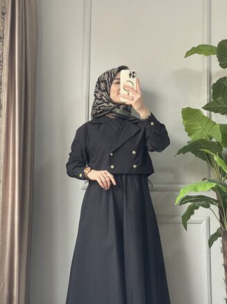 Gold Düğmeli Takım