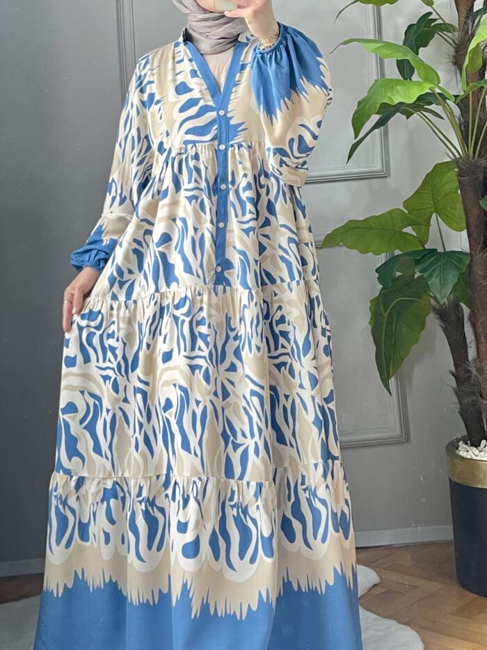 Önü patlı Mavi desenli elbise (1)