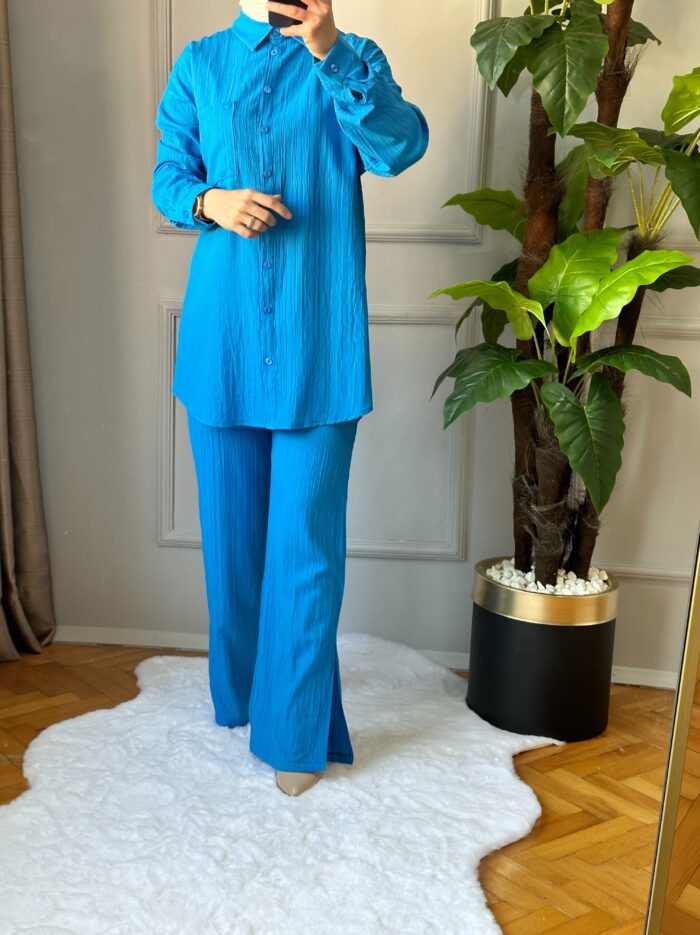 Perry Mavi Takım , (1) Perry Mavi Takım , (1)