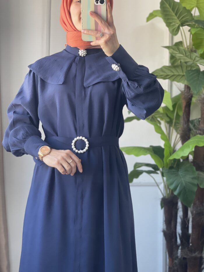 Yakası Pelerinli İnci Detaylı Ferace Elbise (3)