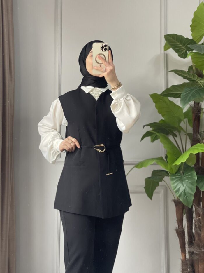 siyah yelekli takım (2)